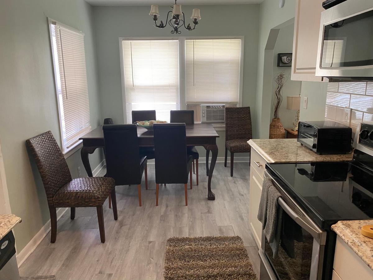 5 Min To Beach Large Living Room Fenced Backyard Bbq Firepit Driveway Boat Parking Lake Worth Beach Exteriér fotografie