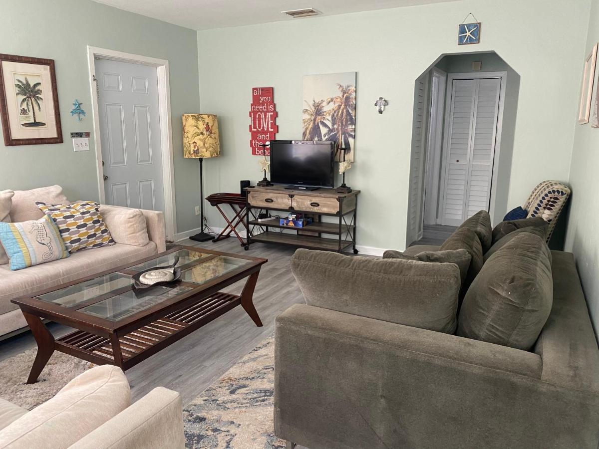 5 Min To Beach Large Living Room Fenced Backyard Bbq Firepit Driveway Boat Parking Lake Worth Beach Exteriér fotografie