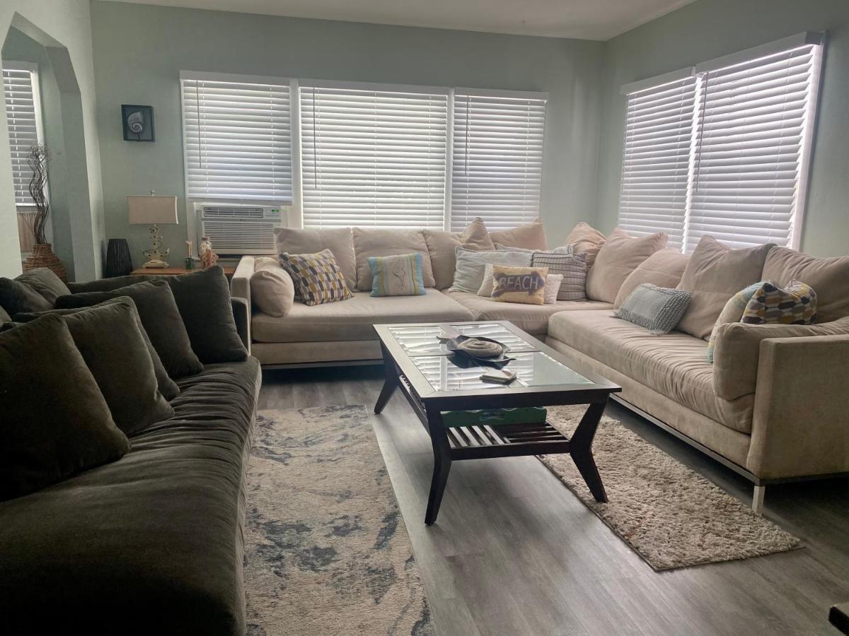 5 Min To Beach Large Living Room Fenced Backyard Bbq Firepit Driveway Boat Parking Lake Worth Beach Exteriér fotografie